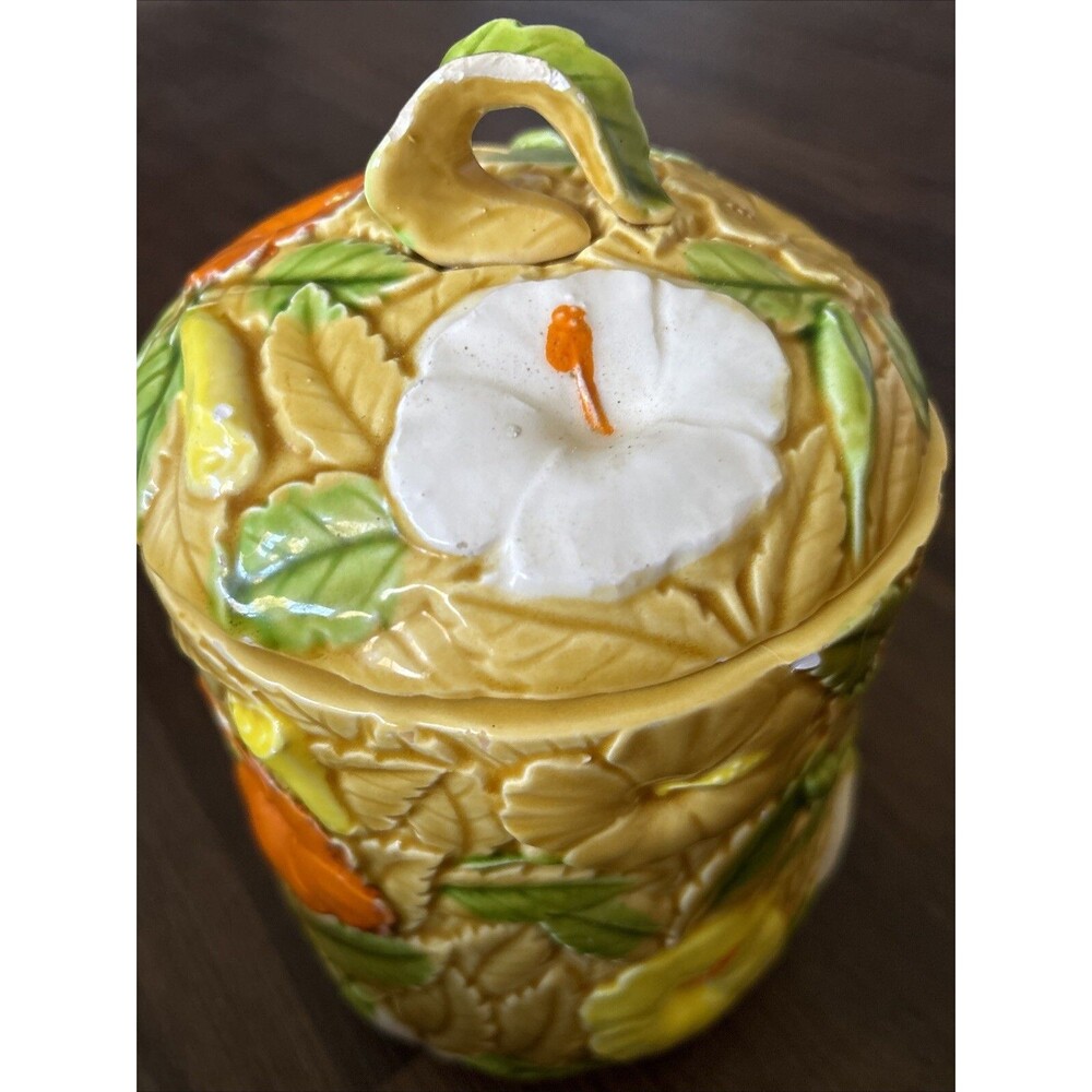 Vintage Fred Roberts Cottage 3D Floral MCM Retro Lidded Canister 70s Grannycore